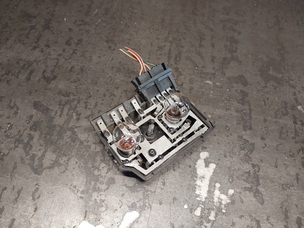 фото №6, Вкладыш лампы задний правой audi a8 d2 4d 29632201