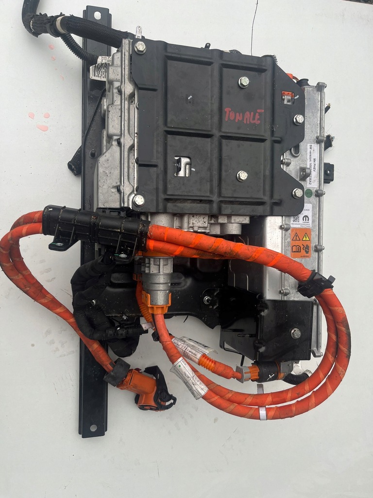 фото №1, Alfa romeo tonale аккумулятор блок управления инвертор 2022-