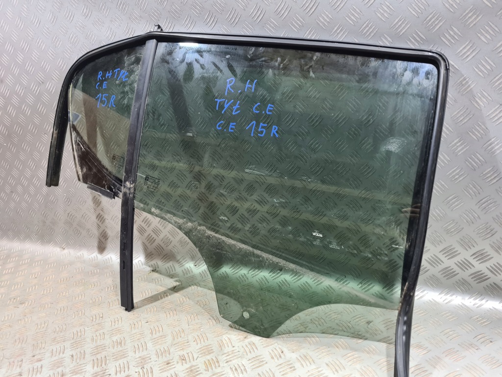 фото №3, Скло права задня двері opel corsa e 2015 rok