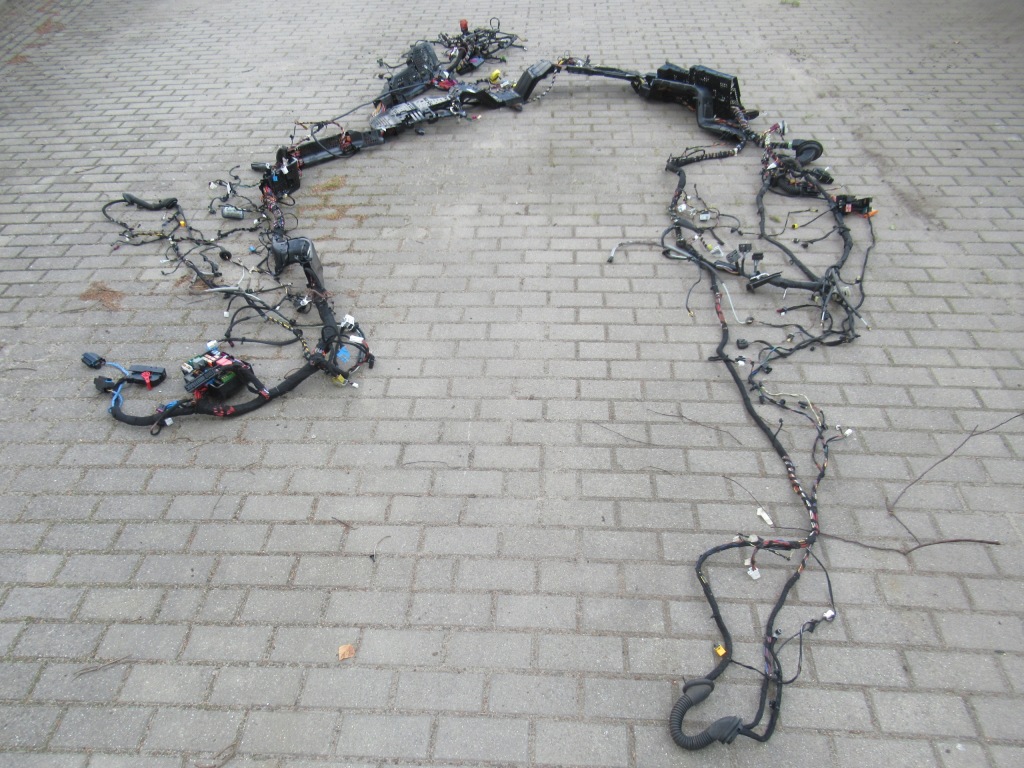 фото №1, Mercedes glc suv w253 електропроводка джгут салону комплектна 6.3 amg