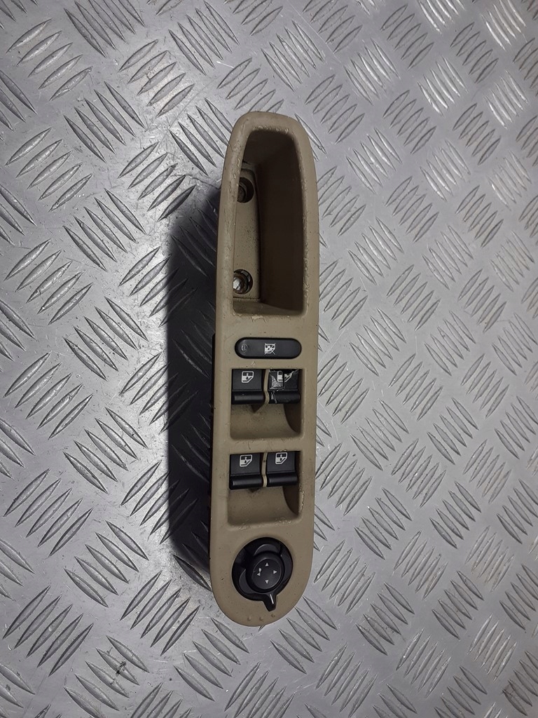 фото №1, Панель вікон водія alfa romeo 159 156077483