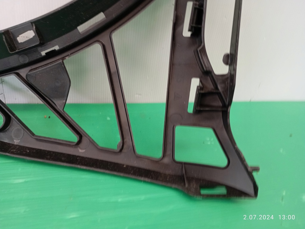 фото №8, Напрямна бампера лівий перед кронштейн porsche cayenne 7p5807177