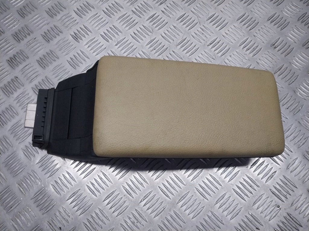 фото №1, Подлокотник alfa romeo 147 1.6 ts