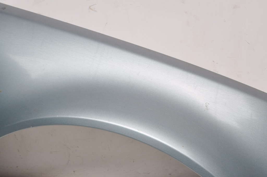 Bmw 3 e46 рестайлинг  крыло  правый  перед передний Киев