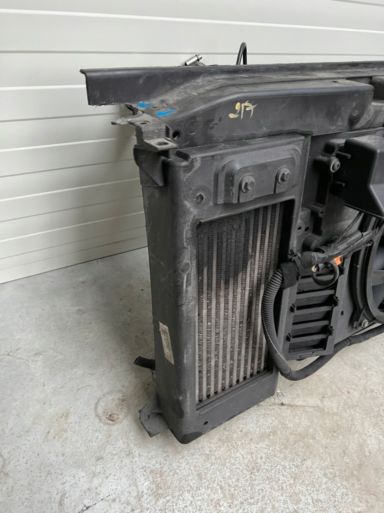 фото №3, Pas передний радиатор citroen c4 ii 1.6d