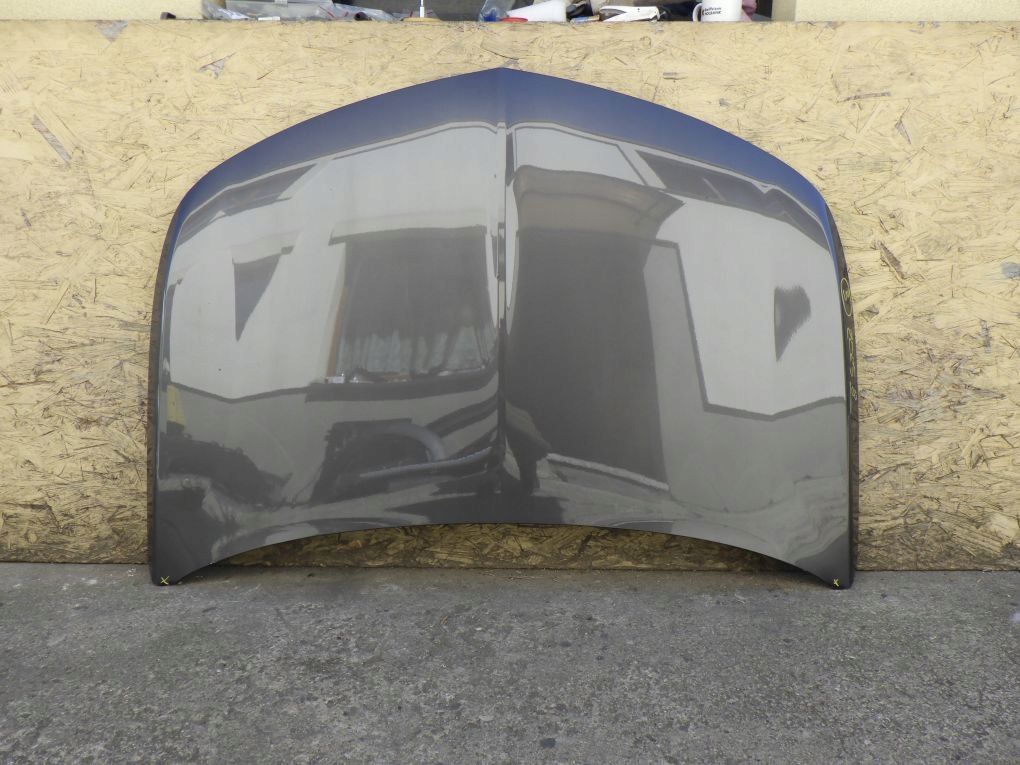 фото №1, Opel astra vi 6 l 2022- капот