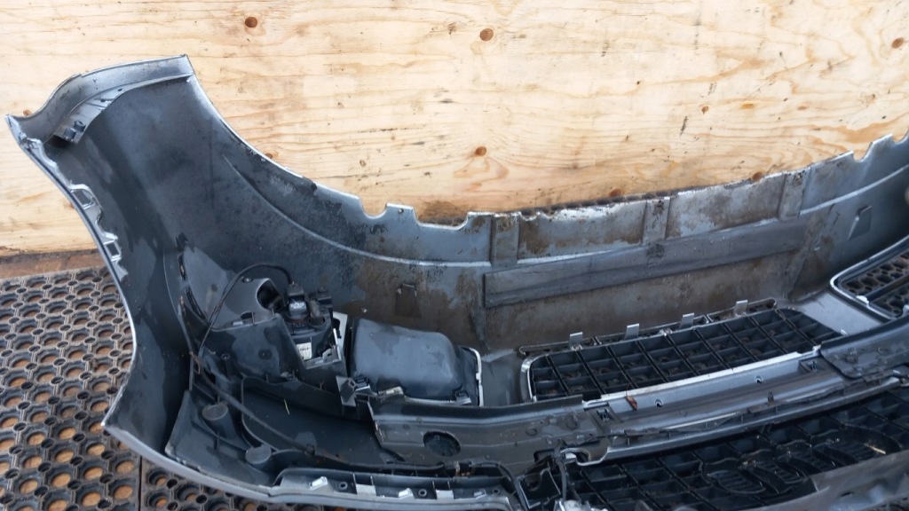 Audi a4 b7 lift s-line sedan бампер перед ly7w противотуманная фара Оригинал