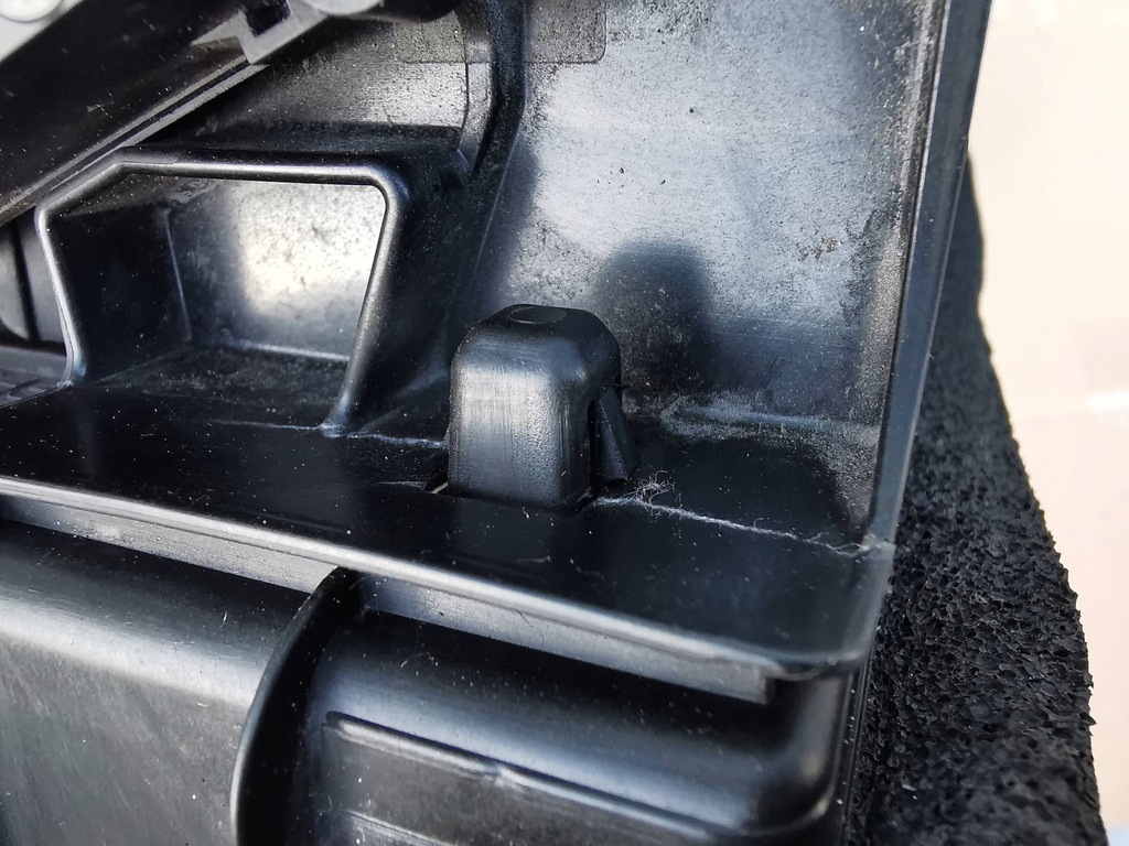 фото №12, Toyota bz4x 22- активный впуск воздуха перед жалюзи 16691-10010