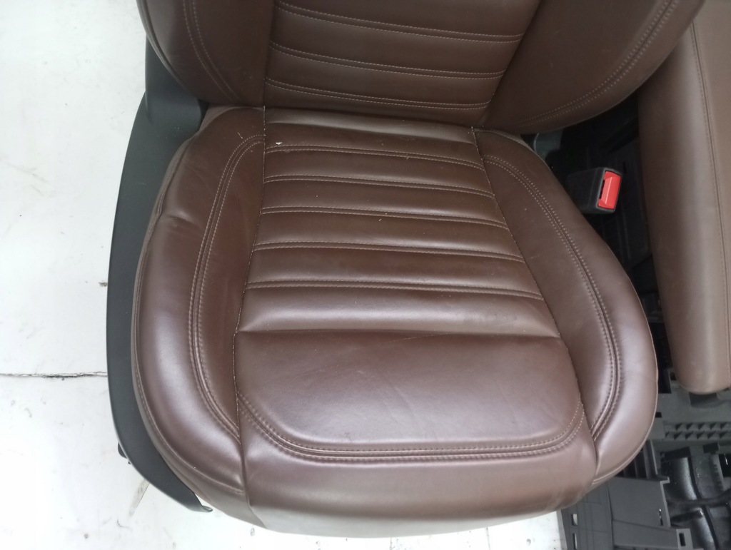 фото №10, Оббивка шкіра сидіння alfa romeo stelvio коричневі