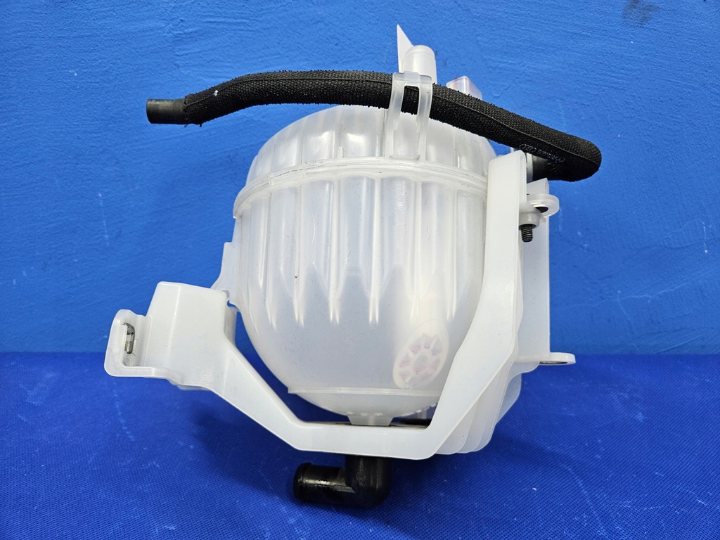 фото №7, Audi q8 e-tron 55 бак розширювальний 4ke121405 кронштейн 4kl121412