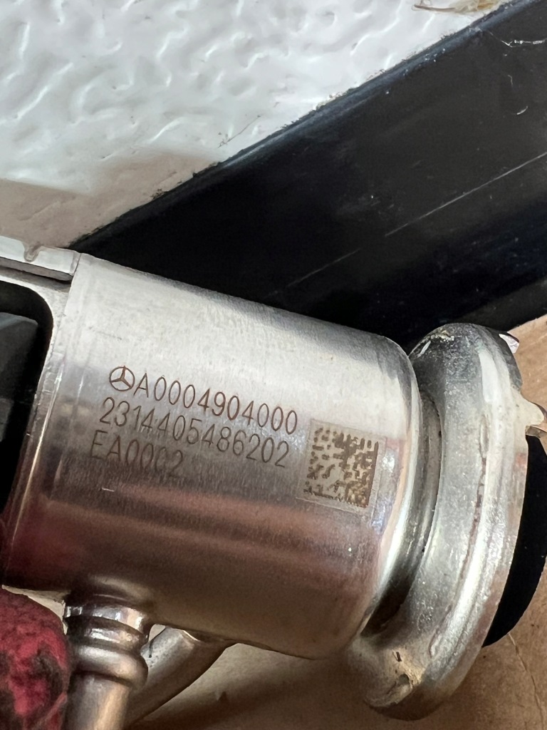 фото №6, Mercedes w177 w118 w247 2.0 cdi форсунка инжектор adblue a0004904000