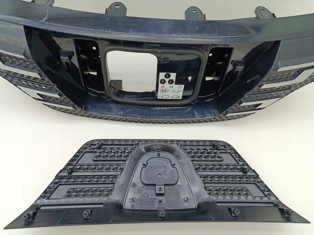 фото №14, Dacia spring 2021 решётка радиатора решётка радиатора бампера перед 623105273r