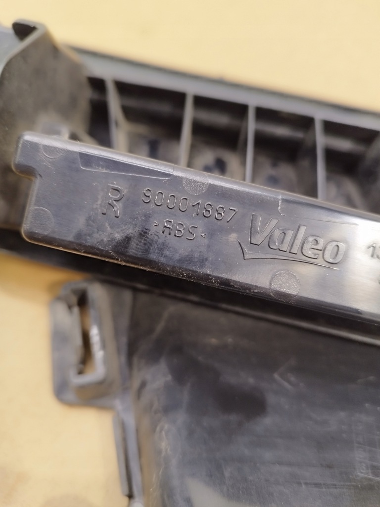 Протитуманна фара бампера + фара права денна drl led peugeot 308 t7 рестайлінг  11-2013 Недорого