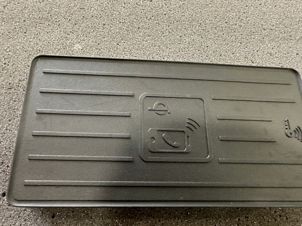 фото №5, Зарядное устройство индукционная a6 a7 c8 a5 8w a4 b9 4k0035502b idealna