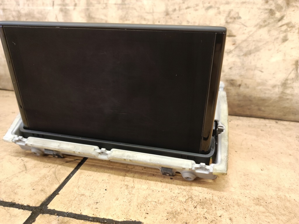 фото №5, Екран дисплей радіо навігації audi a3 8v