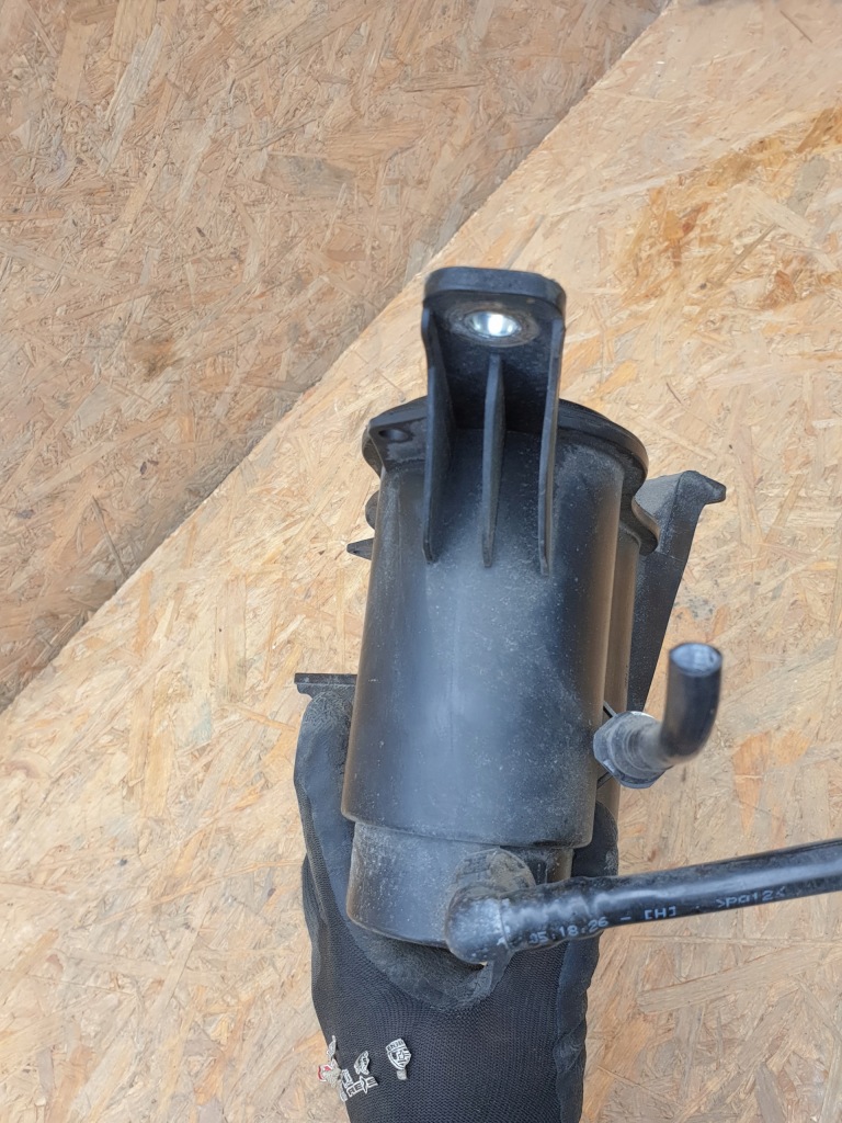 фото №6, Audi a5 8t a4 b8 фильтр угольный 8k0201299