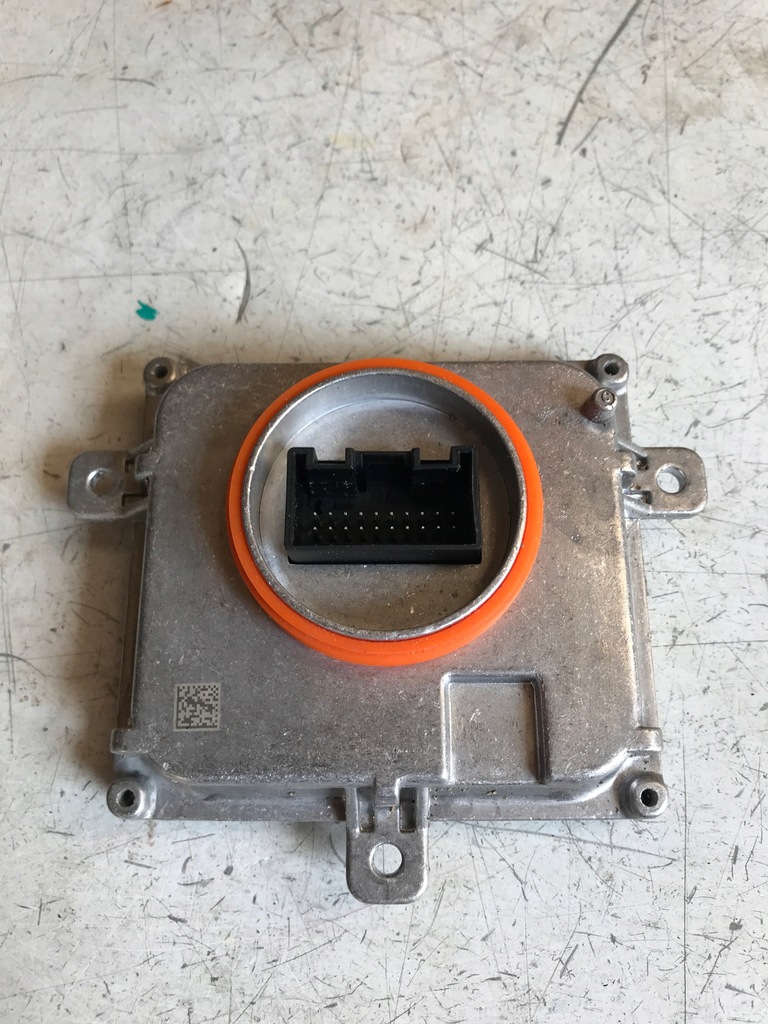 фото №2, Audi r8 plus 4s преобразователь led ксенон 4g0907397s