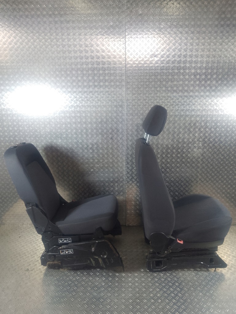 фото №11, Peugeot bipper 08- сиденье водителя пассажира комплект 2 штуки