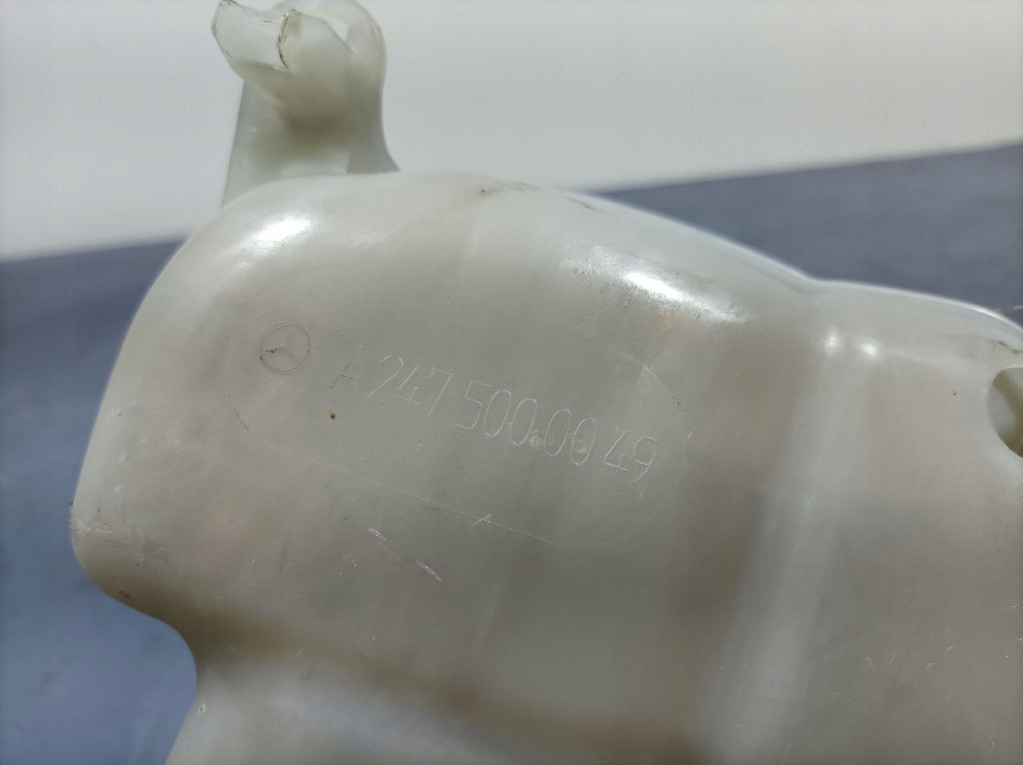 Mercedes a w177 бачок расширительный a2475000049 Оригинал