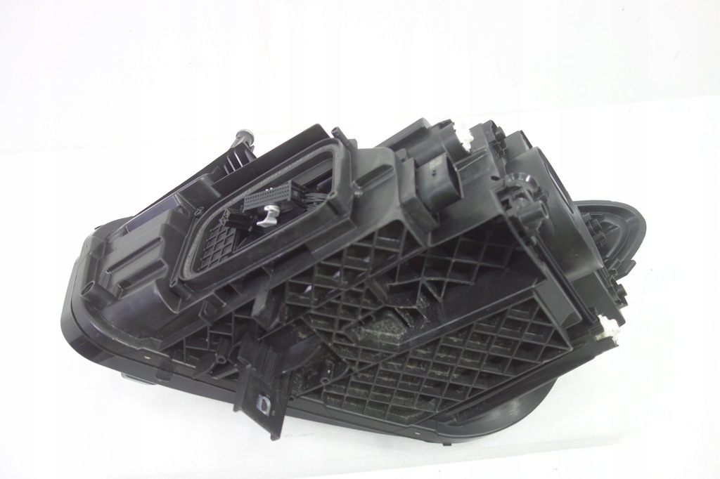 фото №5, Лампа перед правая led mercedes b klasa w247 18-