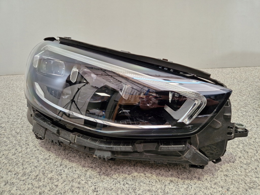 фото №1, Mercedes s klasa w223 лампа передня права multibeam led