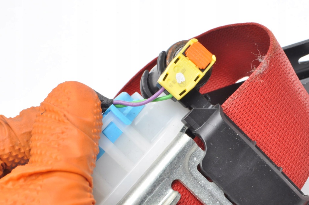 Mercedes gla x156 amg ремень безопасности левое  перед 307494599l60 с Разборки