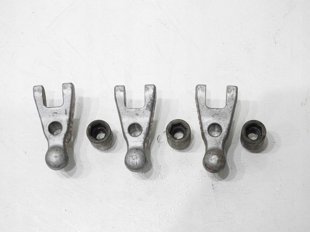 Крепление кронштейн впрыска saab 9-3 ii 1.9 tid Оригинал