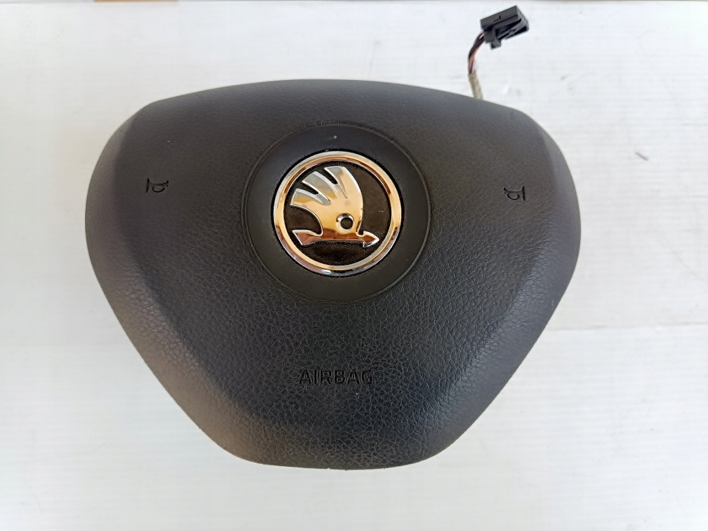 фото №1, Подушка водителя подушка безопасности skoda fabia iii 6v0880201a