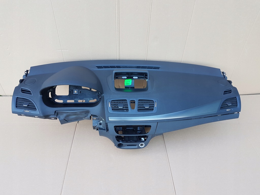 фото №1, Панель приладів приладова консоль renault megane iii 3