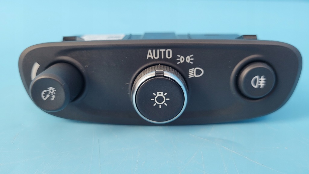 фото №10, Opel insignia b gsi 2.0t 21r перемикач панель світла 84215918