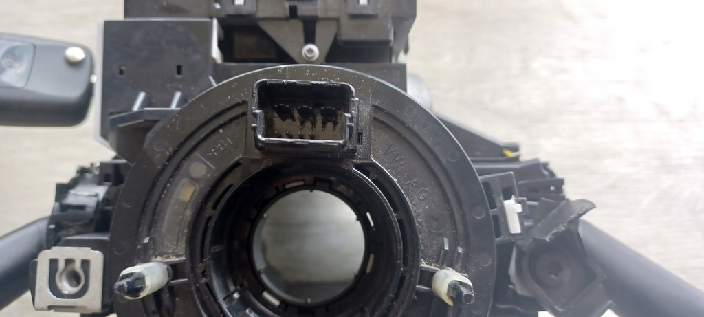 фото №11, Переключатель комбинированный skoda octavia ii 1k0953503dt