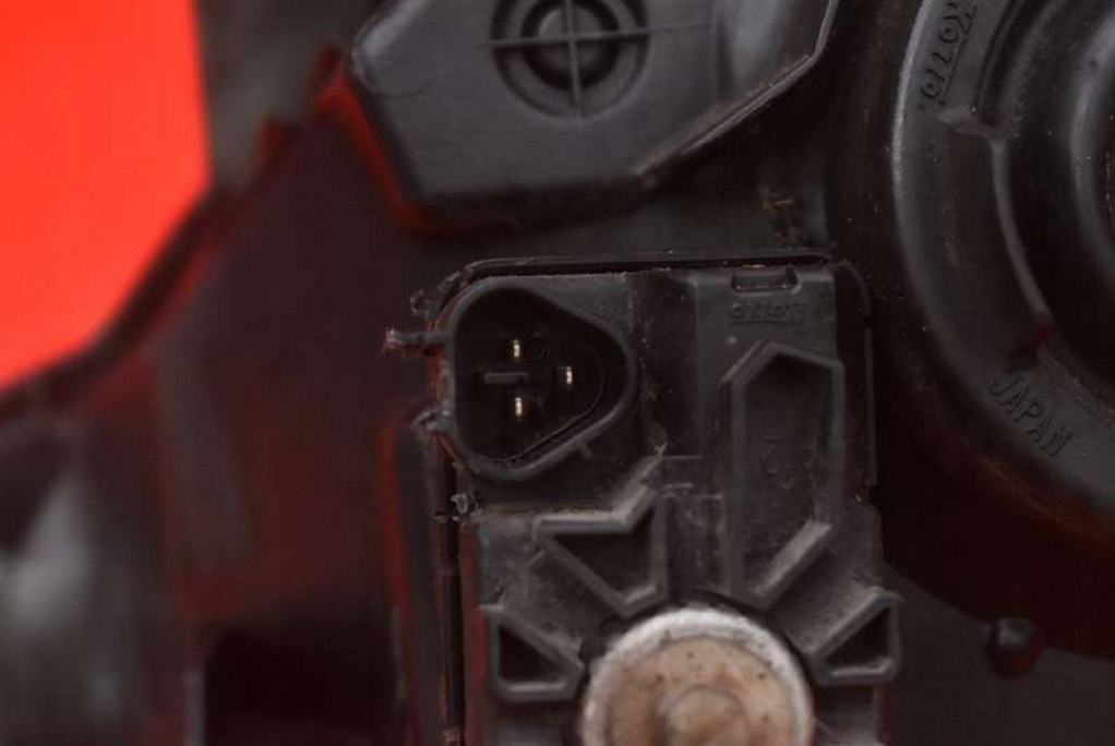 фото №6, Фара правый лампа перед eu 100-32662 suzuki liana lift 04-07