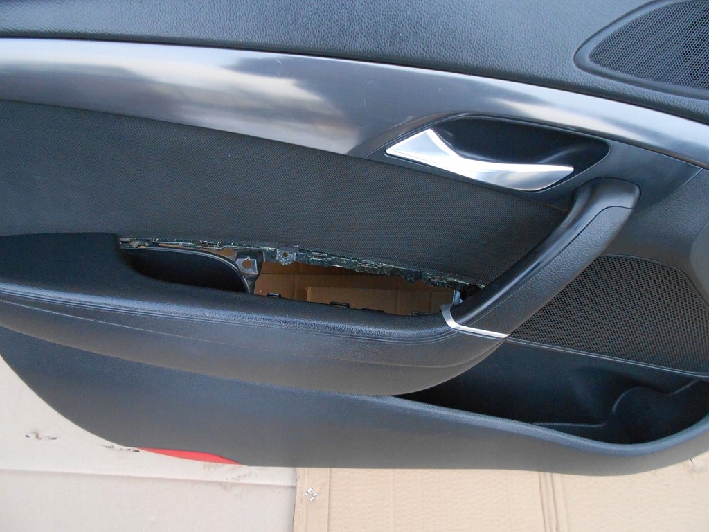 фото №4, Hyundai i40 обшивка двері перед