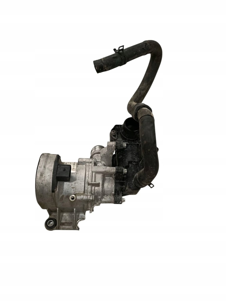 фото №7, Mercedes-benz glc c253 2022 с передний корпус термостатов