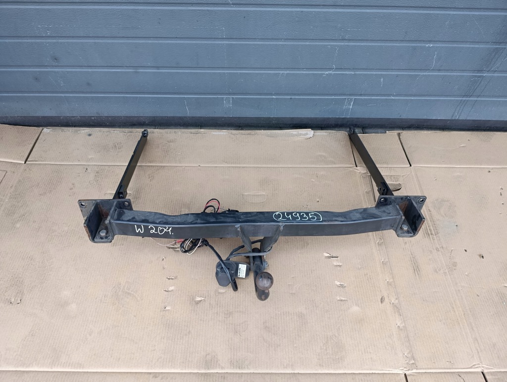 Купити Mercedes w204 балка фаркоп  буксирувальний модуль
