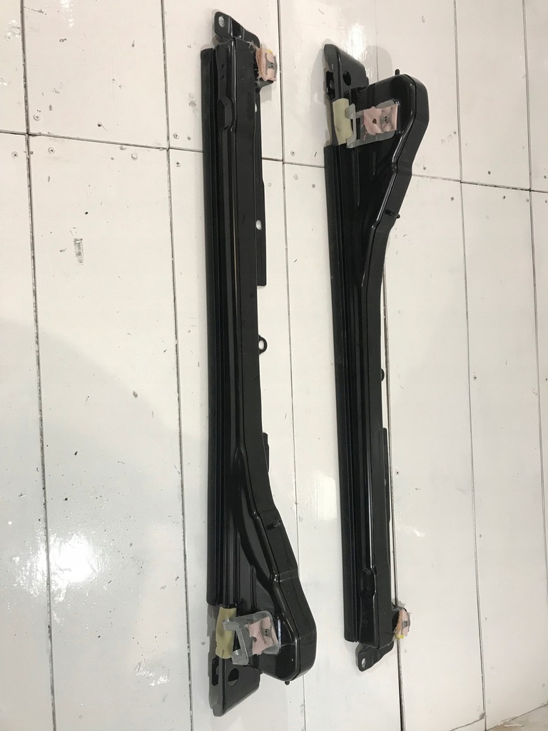 фото №5, Sharan 7n направляющая направляющая дверь левая 7n0843851g