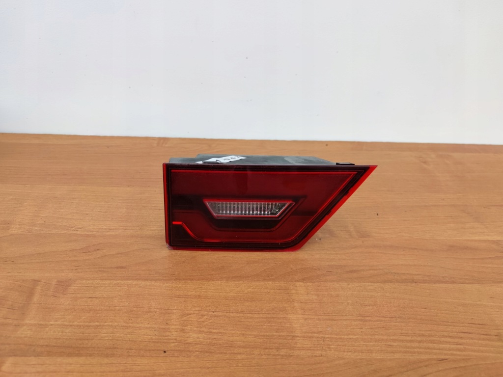 Купить Jaguar e-pace левая лампа w крышка задний  внутренняя lh