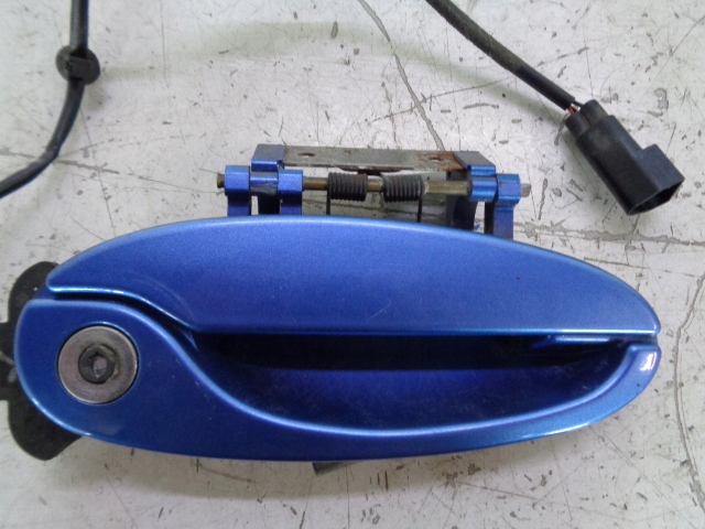 фото №1, Ford puma ручка дверь наружная правая перед niebieska