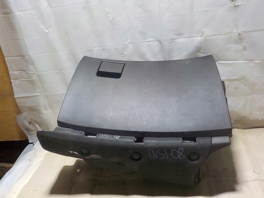 фото №1, Opel insignia 2.0d 2011r. бардачок пассажира