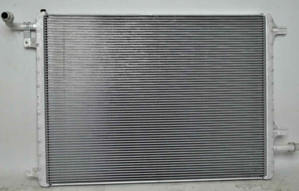 Купить Радиатор воды jaguar e-pace x540 2017