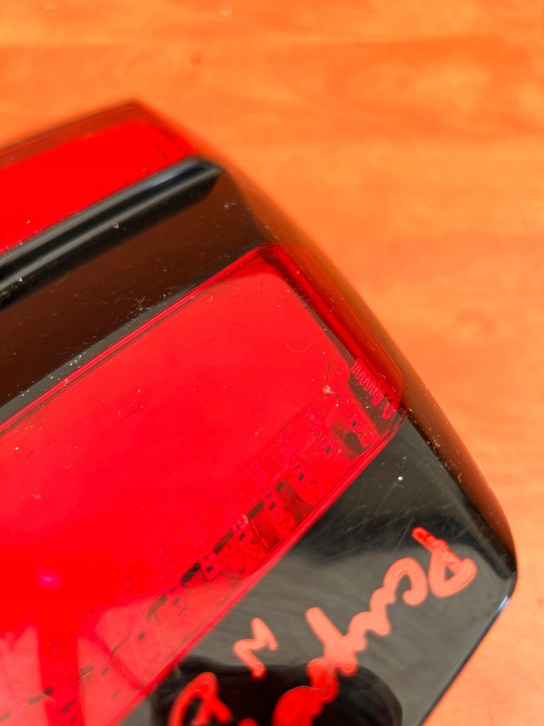 Peugeot 5008 ii 17- лампа левая задний  задняя w крышка трещина с Разборки