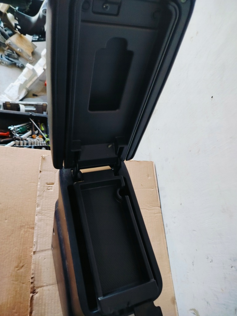 Mitsubishi outlander 2 c-crosser 4007 підлокітник тунель середній 8011a083 Київ