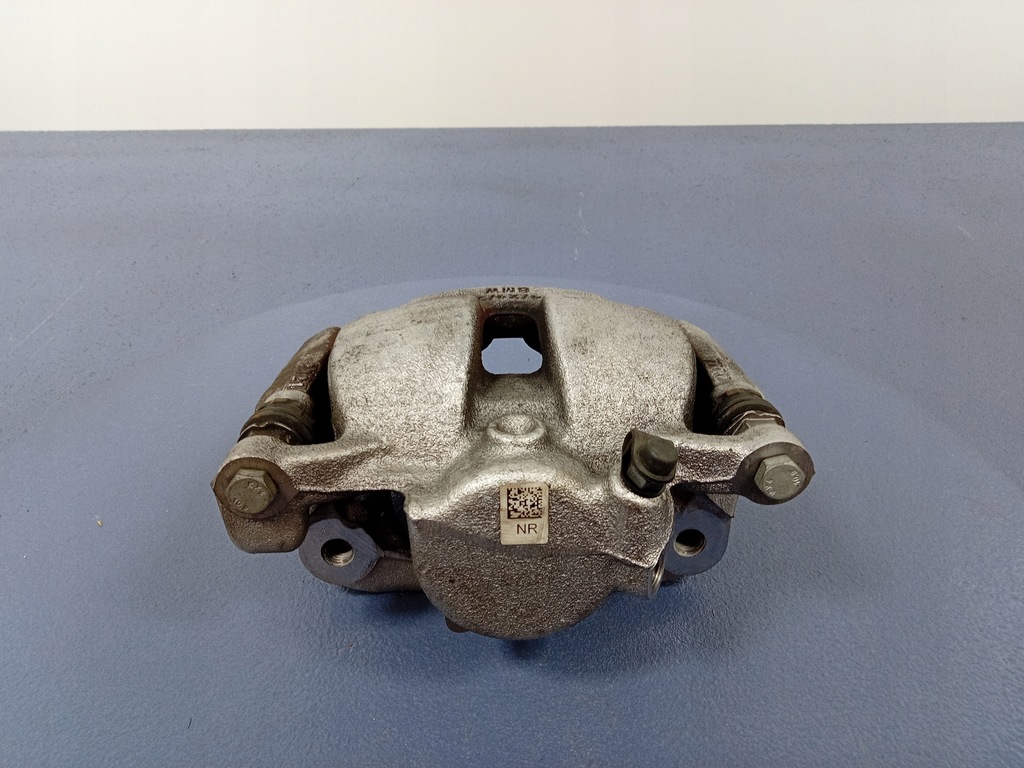 фото №5, Bmw 1 f40 f44 супорт перед правий скоба 54/24/307