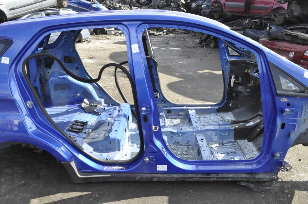 фото №1, Ford ecosport блок двигателя порог правый полный длинный