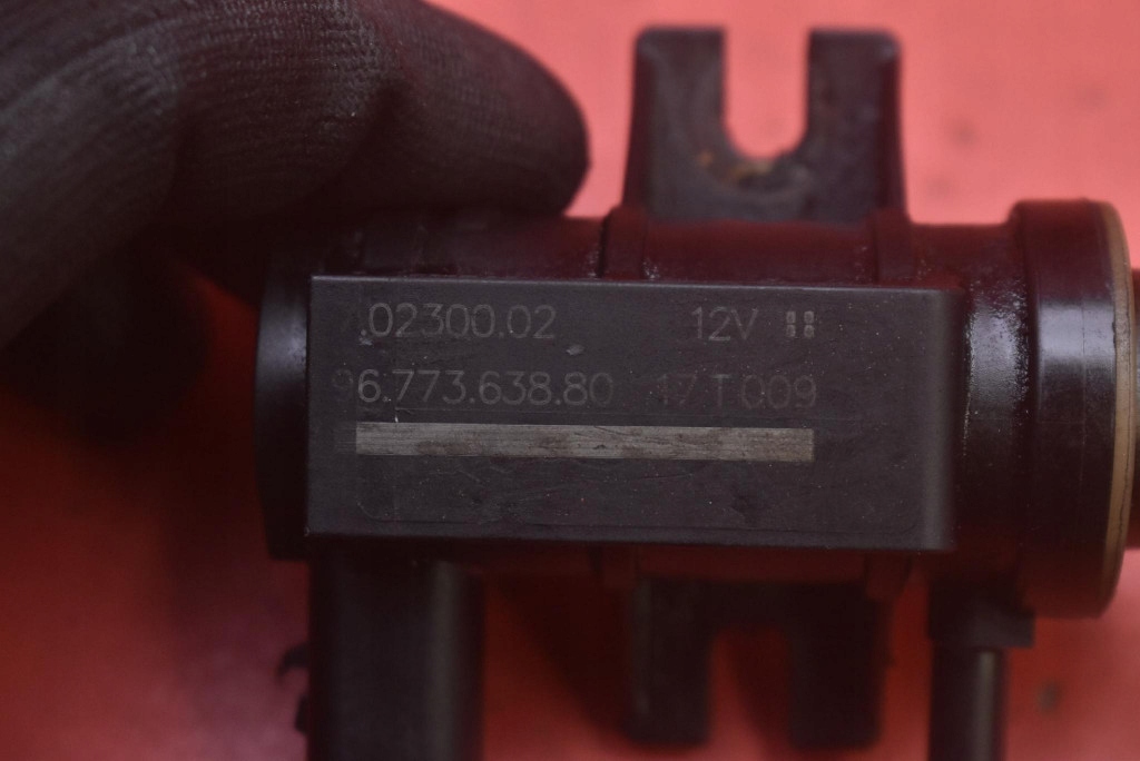 Клапан вакуумa 9677363880 ford c-max mk2 1.5 tdci 120km рестайлинг  14-19 с Разборки