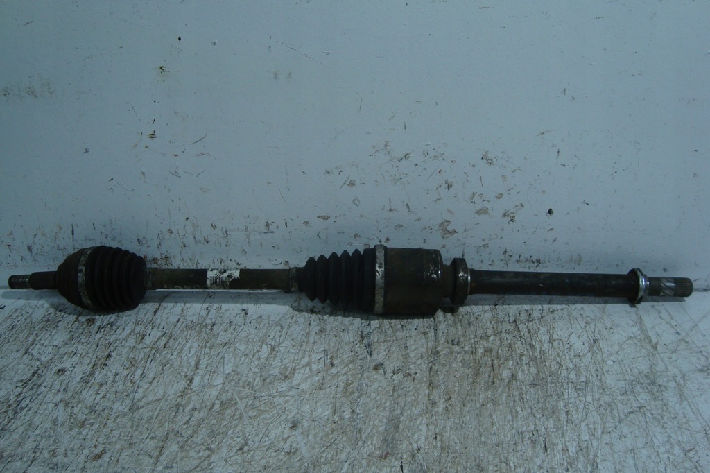 фото №1, Приводной вал длинная шарнир правый перед sandero i 1,5 dci 08-