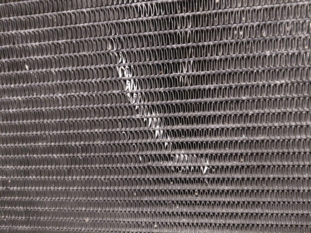 фото №6, Volvo xc70 ii 2.5 радиатор кондиционера 31101052