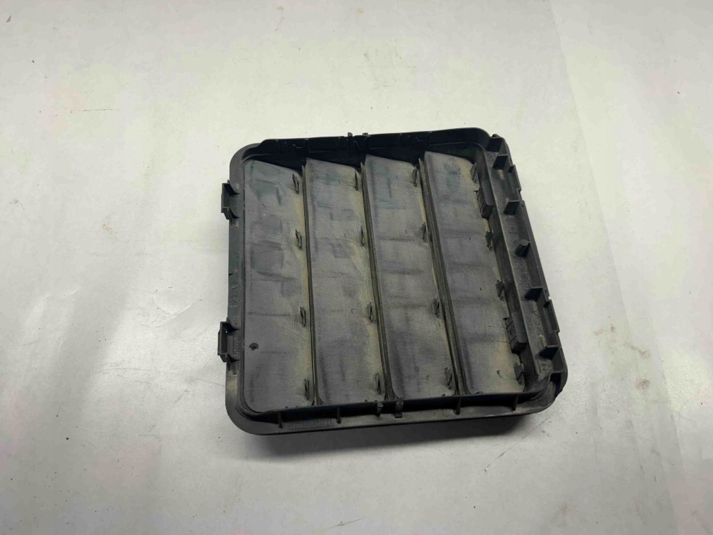 Ram 1500 решітка вентиляційна 68323649ab 2020 в Україні