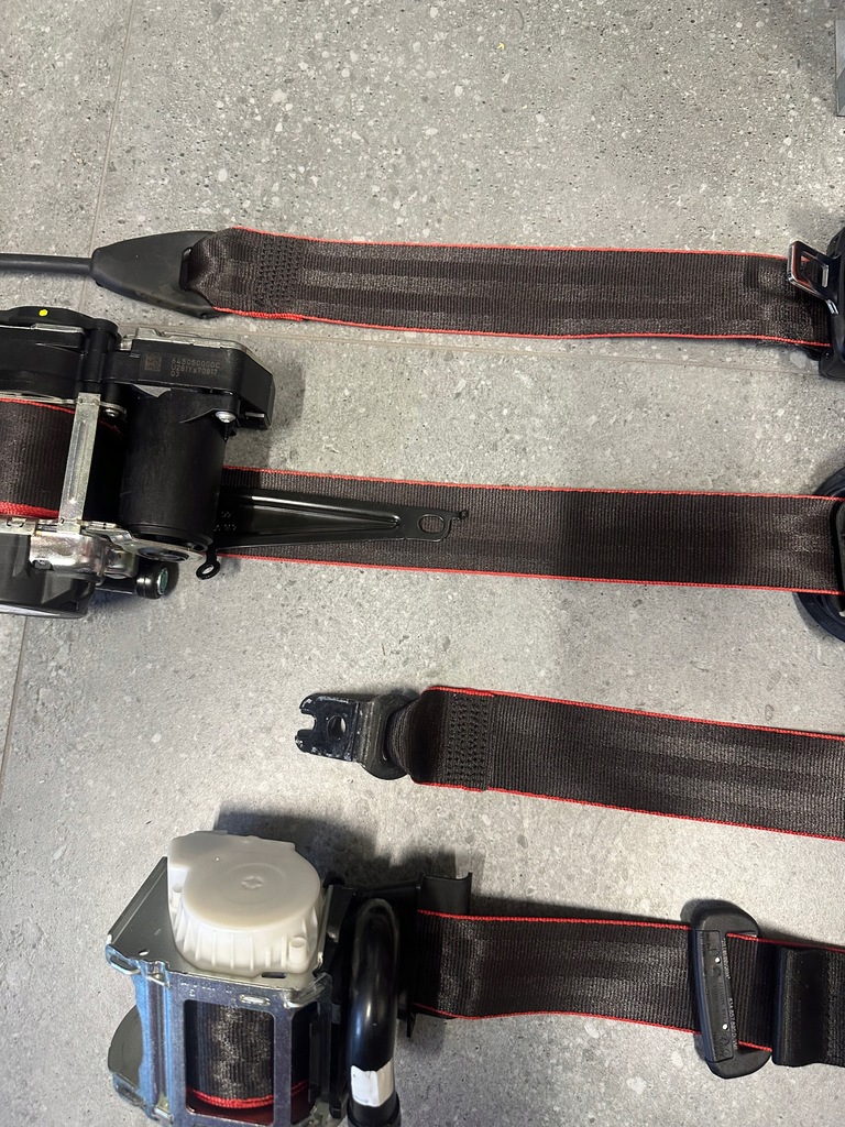 фото №6, Pas ремені безпеки перед задня q3 rsq3 83a оригінал idealne czerwona nić