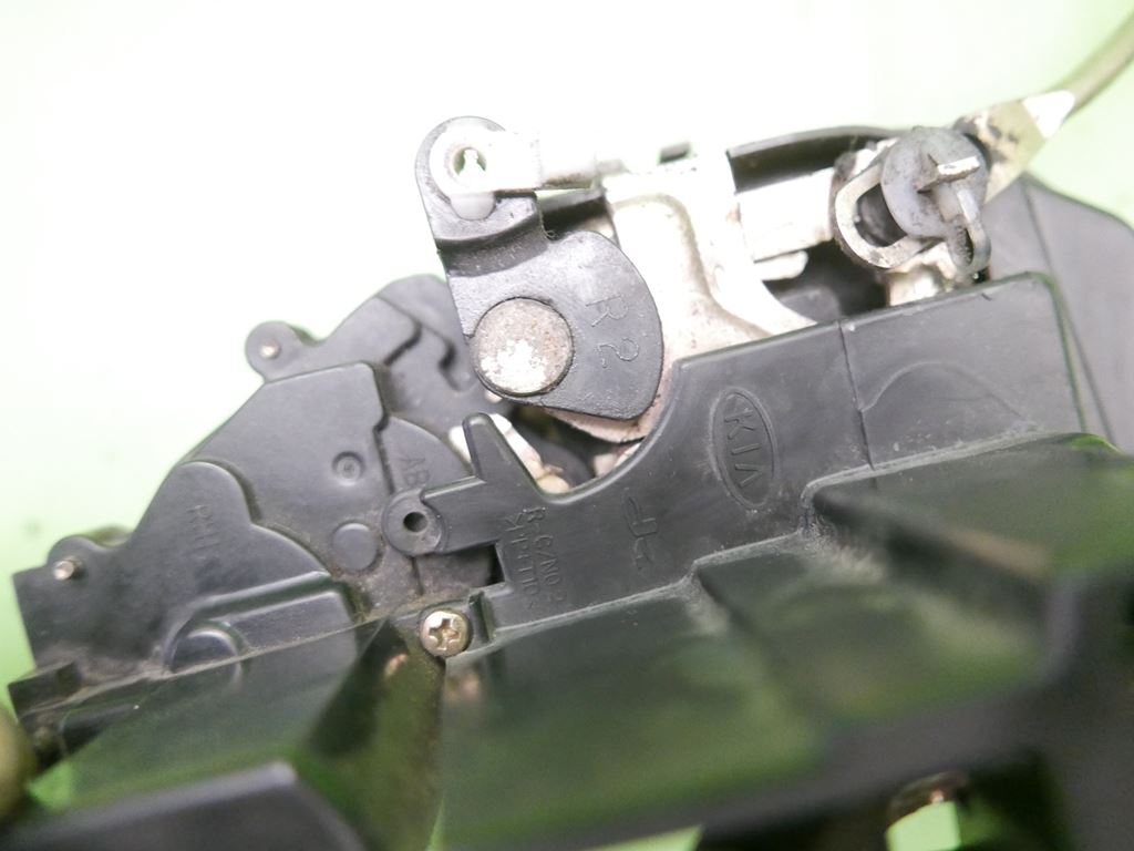 фото №7, Замок двері правий перед kia carnival i fl 01-05